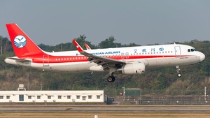 Photo of B-1821 - Airbus A320-232 operated by Sichuan Airlines