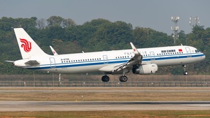Photo of B-8799 - Airbus A321-232 operated by Air China