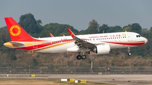 Photo of B-32EQ - Airbus A320-251N operated by Chengdu Airlines