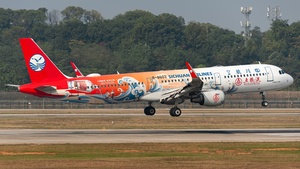 Photo of B-8603 - Airbus A321-211 operated by Sichuan Airlines