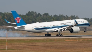 Photo of B-324S - Airbus A350-941 operated by China Southern Airlines