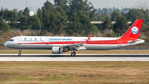 Photo of B-8687 - Airbus A321-211 operated by Sichuan Airlines