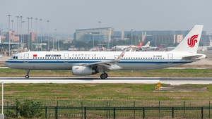 Photo of B-8492 - Airbus A321-232 operated by Air China