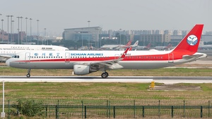 Photo of B-8602 - Airbus A321-211 operated by Sichuan Airlines
