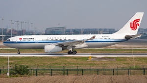 Photo of B-5932 - Airbus A330-243 operated by Air China