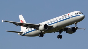 Photo of B-6556 - Airbus A321-213 operated by Air China