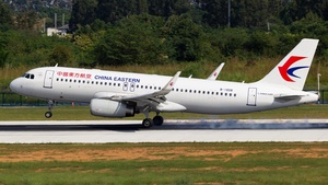 Photo of B-1608 - Airbus A320-232 operated by China Eastern Airlines