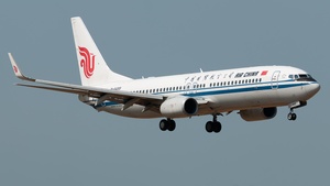 Photo of B-6499 - Boeing 737-89L operated by Air China