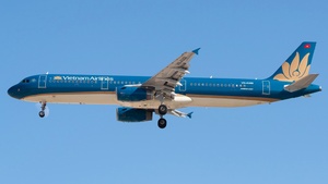 Photo of VN-A358 - Airbus A321-231 operated by Vietnam Airlines