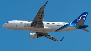 Photo of B-8695 - Airbus A320-214 operated by China Express Airlines