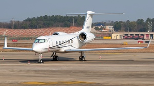 Photo of N424JS - Gulfstream GIV-SP operated by flyExclusive