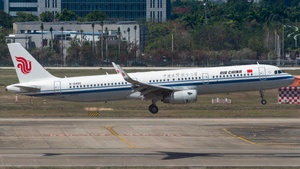 Photo of B-8492 - Airbus A321-232 operated by Air China