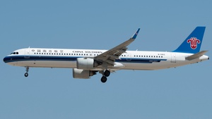 Photo of B-32KZ - Airbus A321-251NX operated by China Southern Airlines
