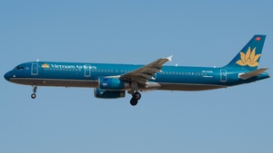 Photo of VN-A329 - Airbus A321-231 operated by Vietnam Airlines