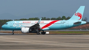Photo of B-32AP - Airbus A320-251N operated by Loong Air