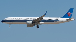 Photo of B-32MA - Airbus A321-251NX operated by China Southern Airlines