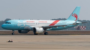 Photo of B-30AQ - Airbus A320-251N operated by Loong Air