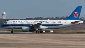 Photo of B-6283 - Airbus A320-214 operated by China Southern Airlines