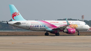 Photo of B-8243 - Airbus A320-214 operated by Loong Air