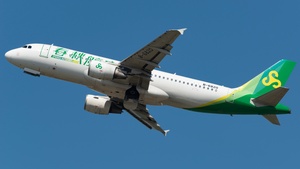 Photo of B-6820 - Airbus A320-214 operated by Spring Airlines