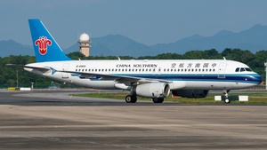 Photo of B-6909 - Airbus A320-232 operated by China Southern Airlines