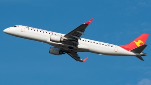 Photo of B-3257 - Embraer ERJ-195LR operated by Tianjin Airlines