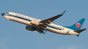 Photo of B-5721 - Boeing 737-81B operated by China Southern Airlines