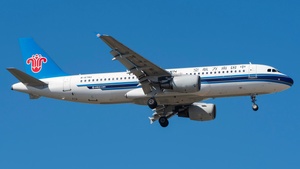 Photo of B-6782 - Airbus A320-214 operated by China Southern Airlines