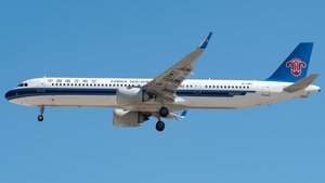 Photo of B-32M7 - Airbus A321-251NX operated by China Southern Airlines