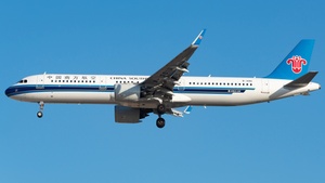 Photo of B-301U - Airbus A321-271N operated by China Southern Airlines