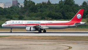 Photo of B-6839 - Airbus A321-231 operated by Sichuan Airlines