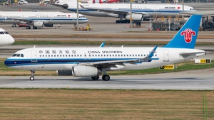 Photo of B-1802 - Airbus A320-232 operated by China Southern Airlines