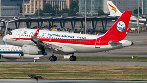Photo of B-6449 - Airbus A319-133 operated by Sichuan Airlines
