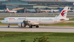 Photo with serial 12180 - Airbus A321-251NX