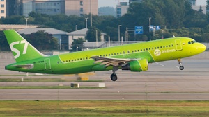 Photo of RA-73406 - Airbus A320-214 operated by S7 Airlines