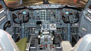 Photo of N657SW - Boeing 737-3L9 operated by Southwest Airlines