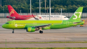 Photo of RA-73406 - Airbus A320-214 operated by S7 Airlines