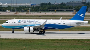 Photo of B-32S0 - Airbus A320-251N operated by Xiamen Airlines