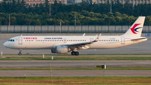 Photo of B-32SD - Airbus A321-251NX operated by China Eastern Airlines