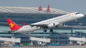 Photo of B-3143 - Embraer ERJ-195LR operated by Tianjin Airlines