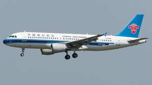 Photo of B-6288 - Airbus A320-214 operated by China Southern Airlines