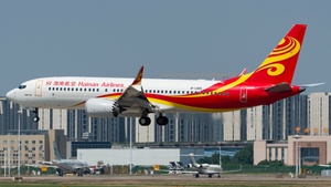 Photo of B-1389 - Boeing 737 MAX 8 operated by Hainan Airlines