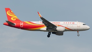 Photo of B-LPN - Airbus A320-214 operated by Hong Kong Airlines