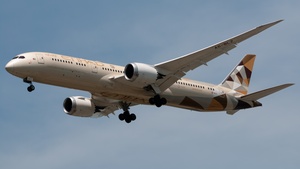 Photo of A6-BLZ - Boeing 787-9 Dreamliner operated by Etihad Airways