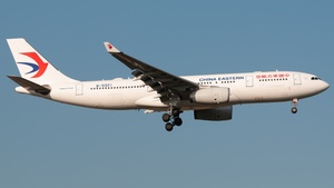Photo of B-5921 - Airbus A330-243 operated by China Eastern Airlines