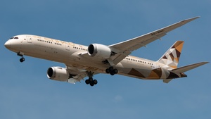 Photo of A6-BNC - Boeing 787-9 Dreamliner operated by Etihad Airways