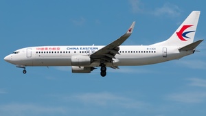 Photo of B-1321 - Boeing 737-89P operated by China Eastern Airlines