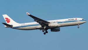 Photo of B-8689 - Airbus A330-343 operated by Air China