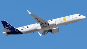 Photo of D-AIEM - Airbus A321-271NX operated by Lufthansa