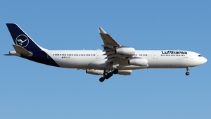 Photo of D-AIGT - Airbus A340-313 operated by Lufthansa